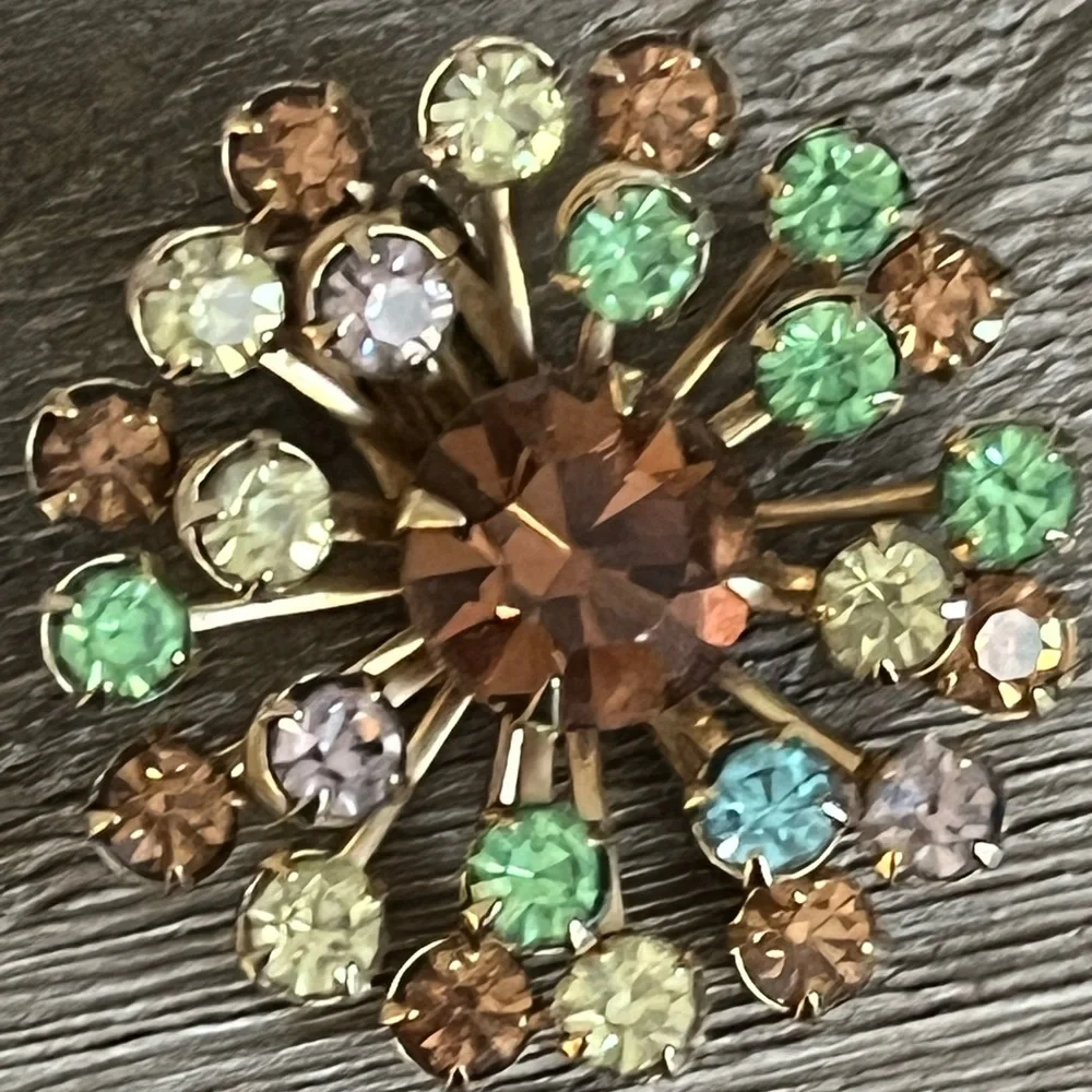 Vintage Glowers Uranium Multi-Color Crystal starburst clip Earrings mid-century - Picture 4 of 9